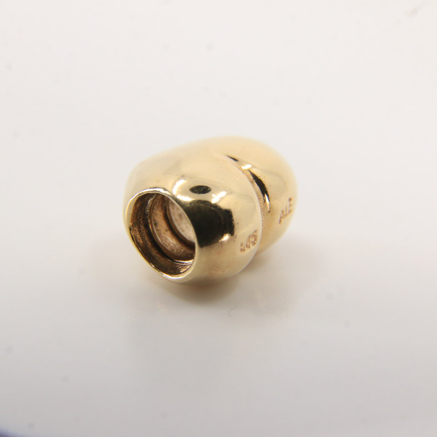 Pandora 14ct Solid Gold Heart Charm Threaded Yellow Gold Bracelet Love Bead