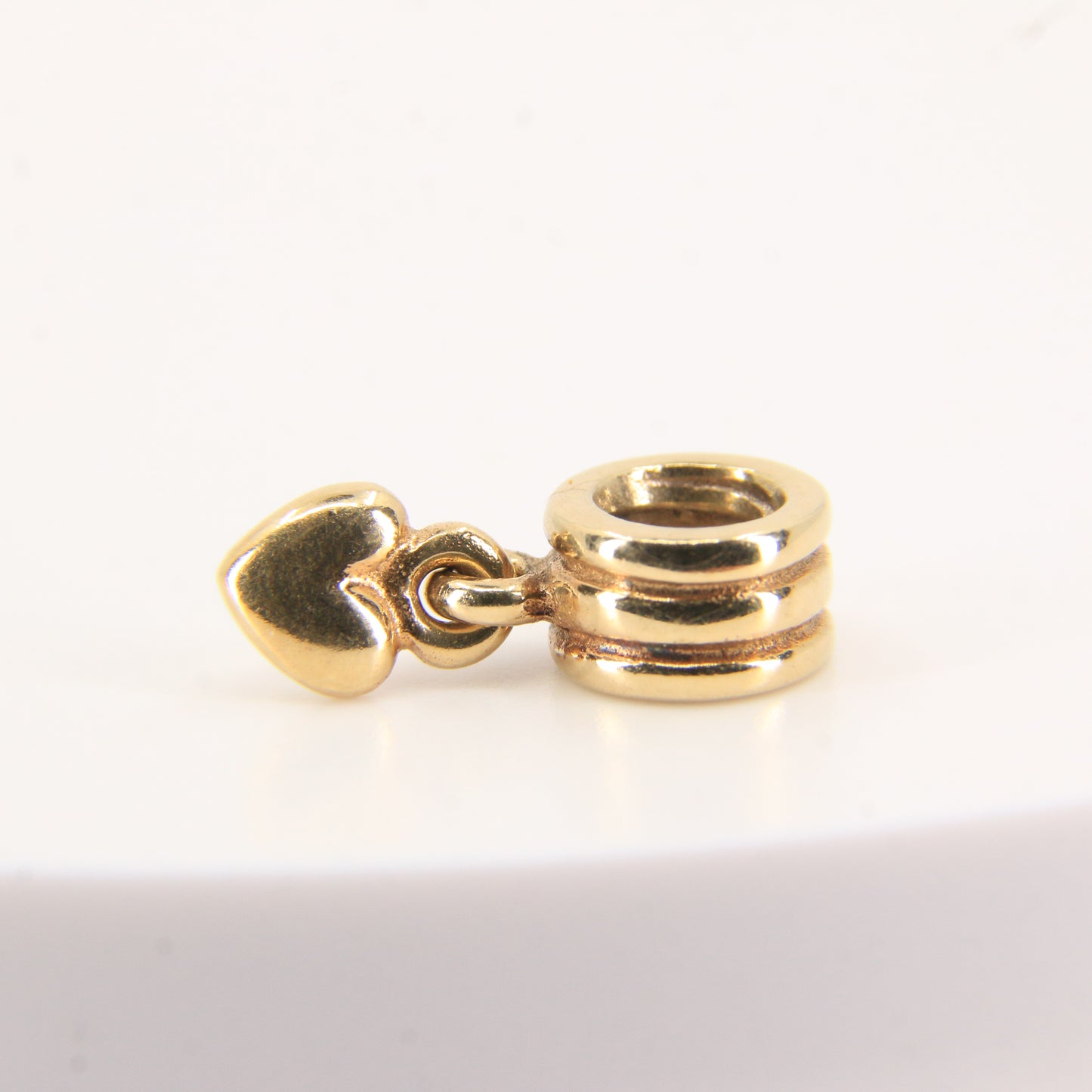 Pandora 14ct Solid Gold Hanging Heart Charm Threaded Yellow Gold Bracelet Bead