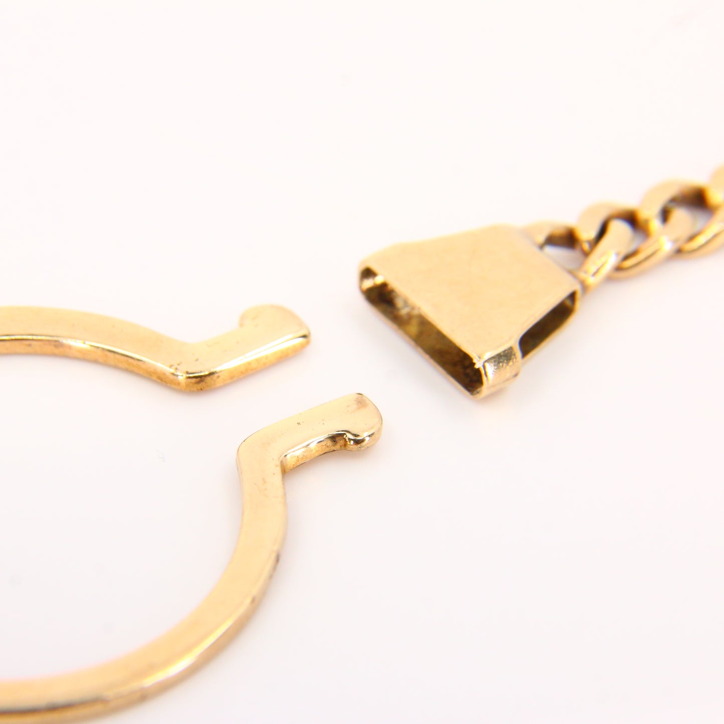 Vintage 9ct BMW Enamelled Collectors Gift Key Ring 9 Carat Solid Gold Hallmarked