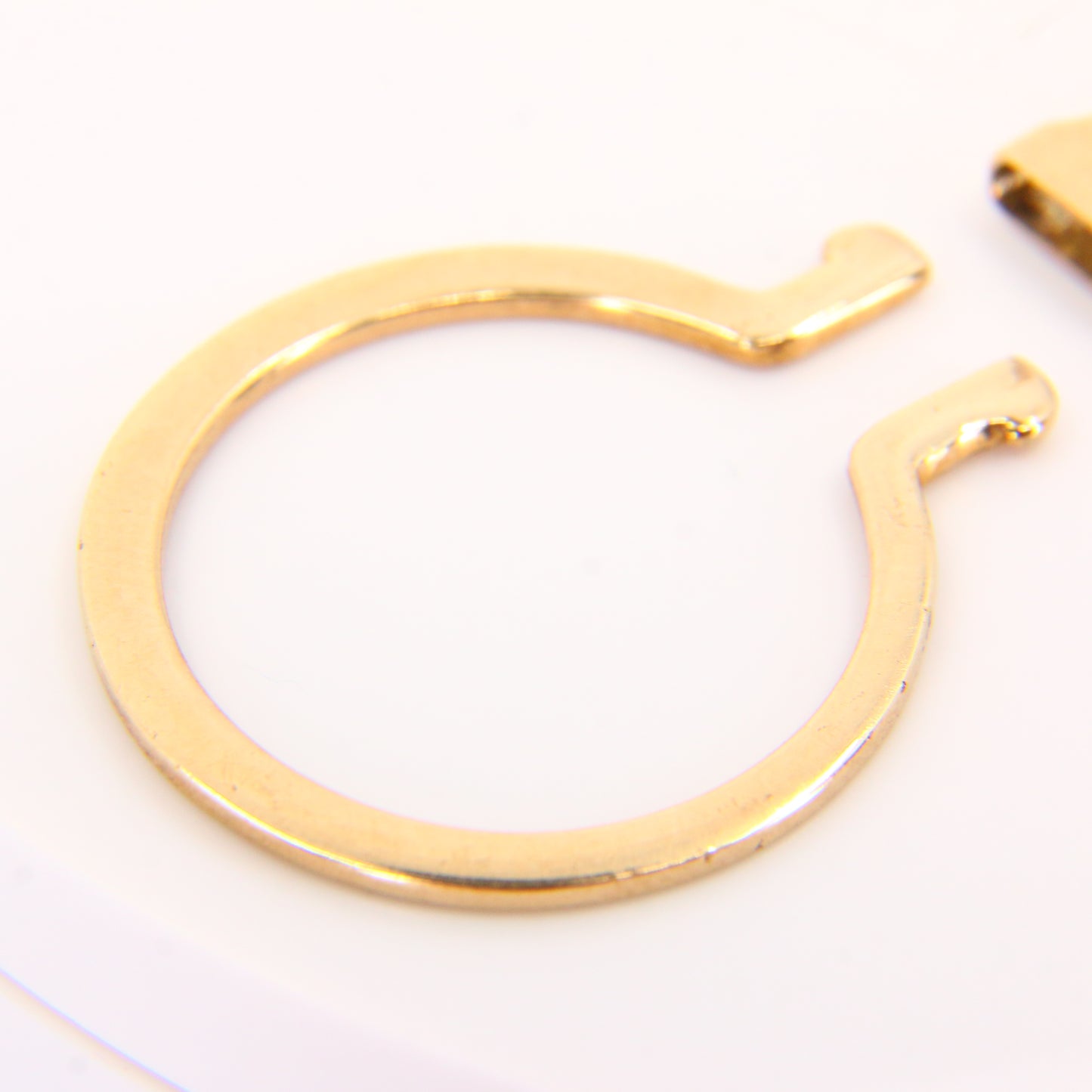 Vintage 9ct BMW Enamelled Collectors Gift Key Ring 9 Carat Solid Gold Hallmarked