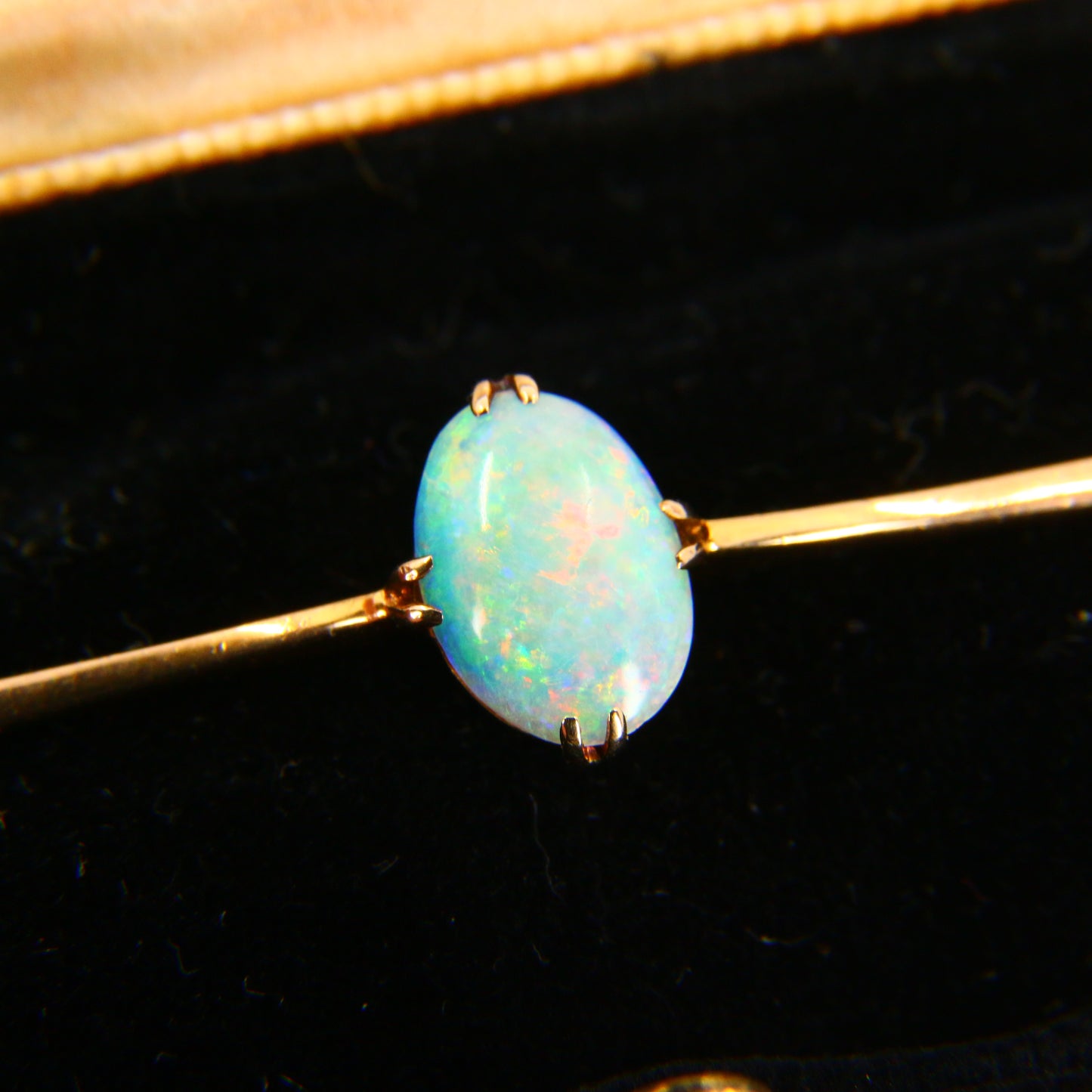 Vintage 9ct Opal Brooch 9 Carat Yellow Gold Antique Gift Boxed
