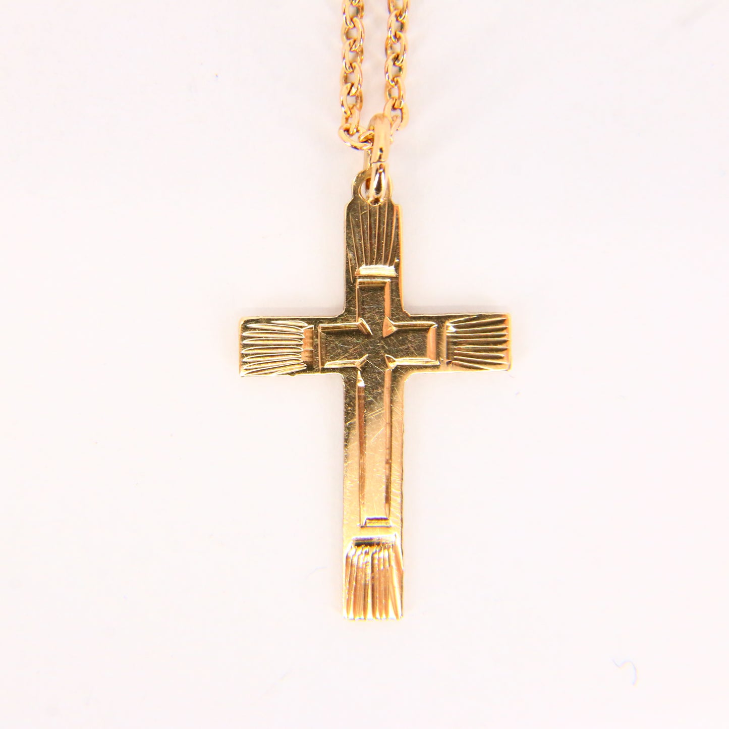 Vintage 9ct Gold Cross Pendant Fine Chain Necklace Gold Hallmarked Boxed Gift