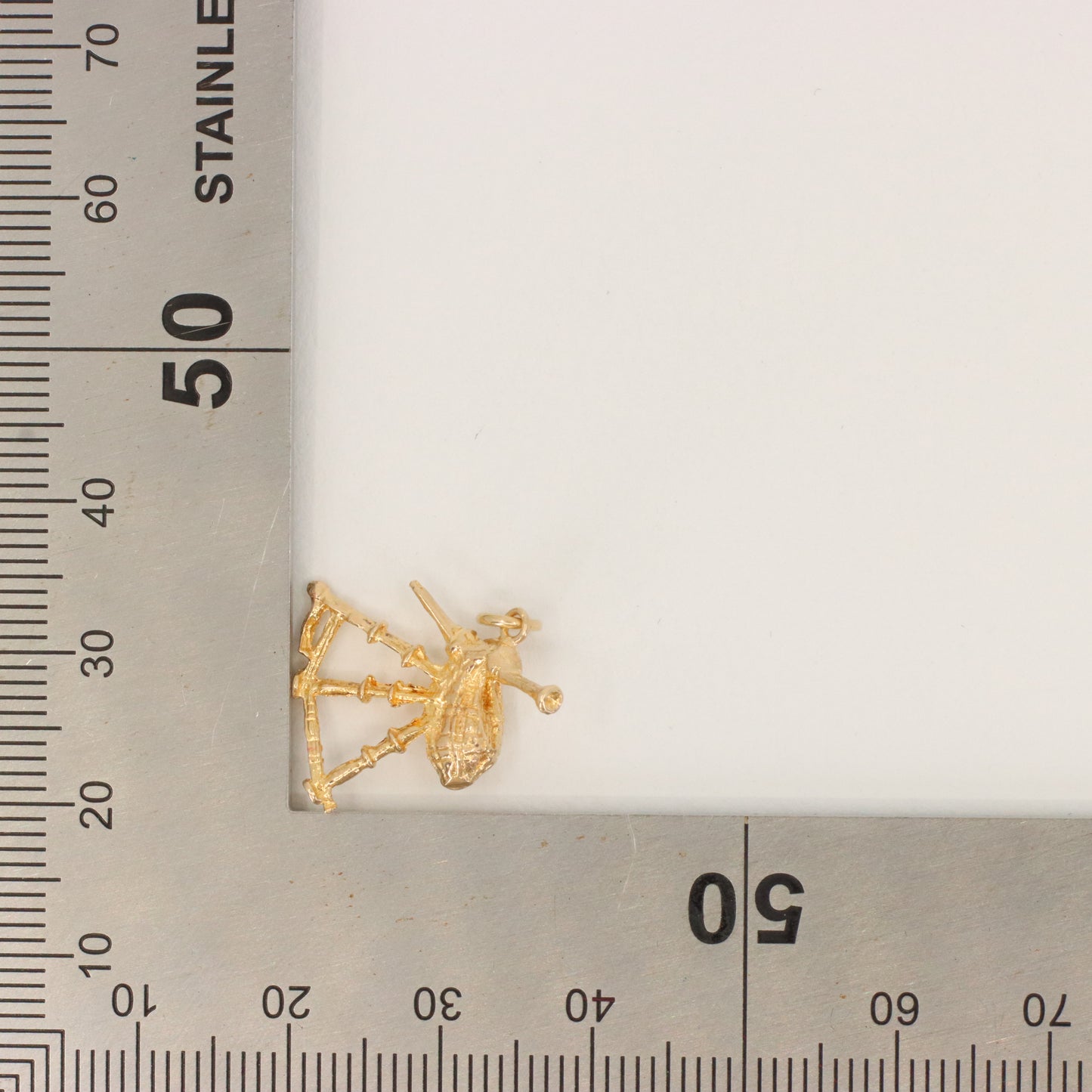Vintage 9ct Hallmarked Gold Bagpipe Charm Scotland Pendant Scottish Piper Gift