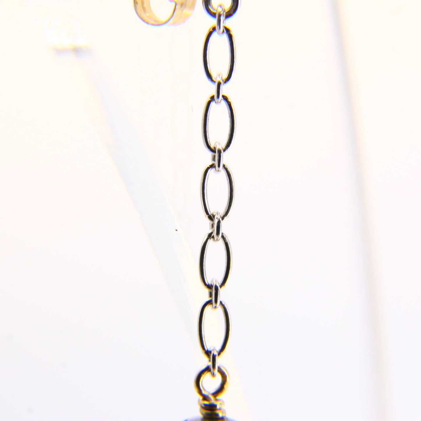 Vintage 18K Black Pearl Drop Earrings Dangle White Gold & Yellow Gold Clips