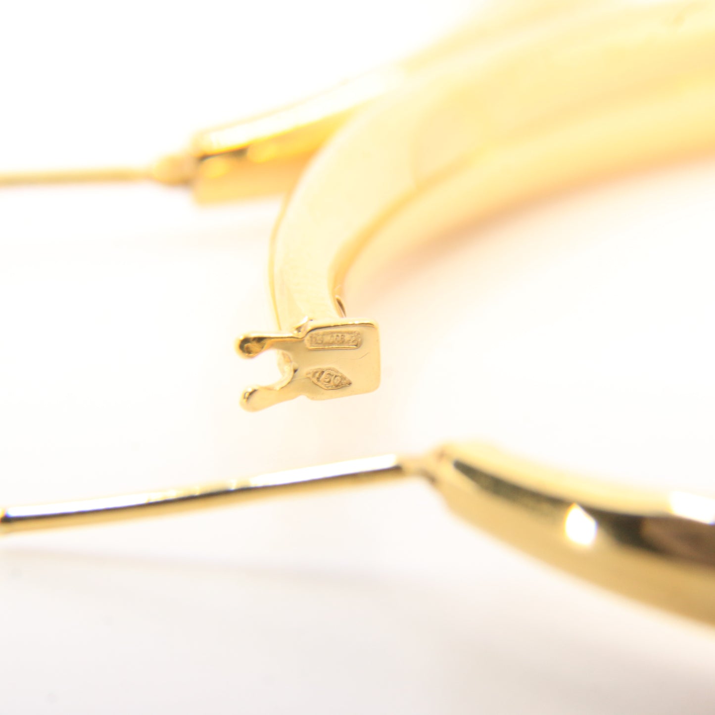 Vintage 18ct Gold Large Hoop Earrings 18k Yellow Gold Hinged Closure Hoops Boxed