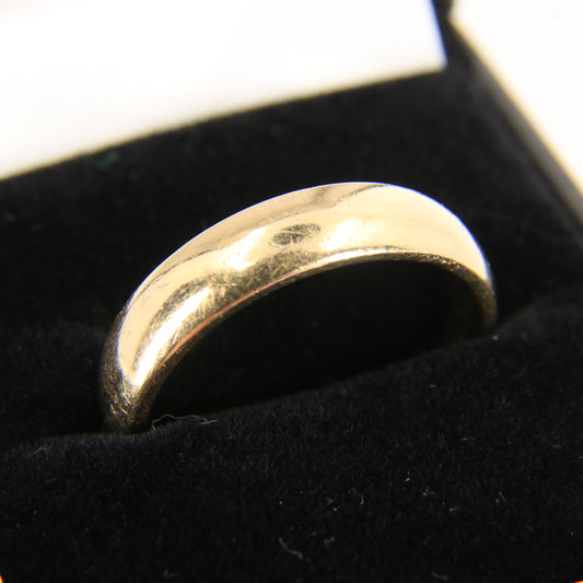 Vintage 9ct Gold Hallmarked Wedding Band Ring UK Size V Boxed