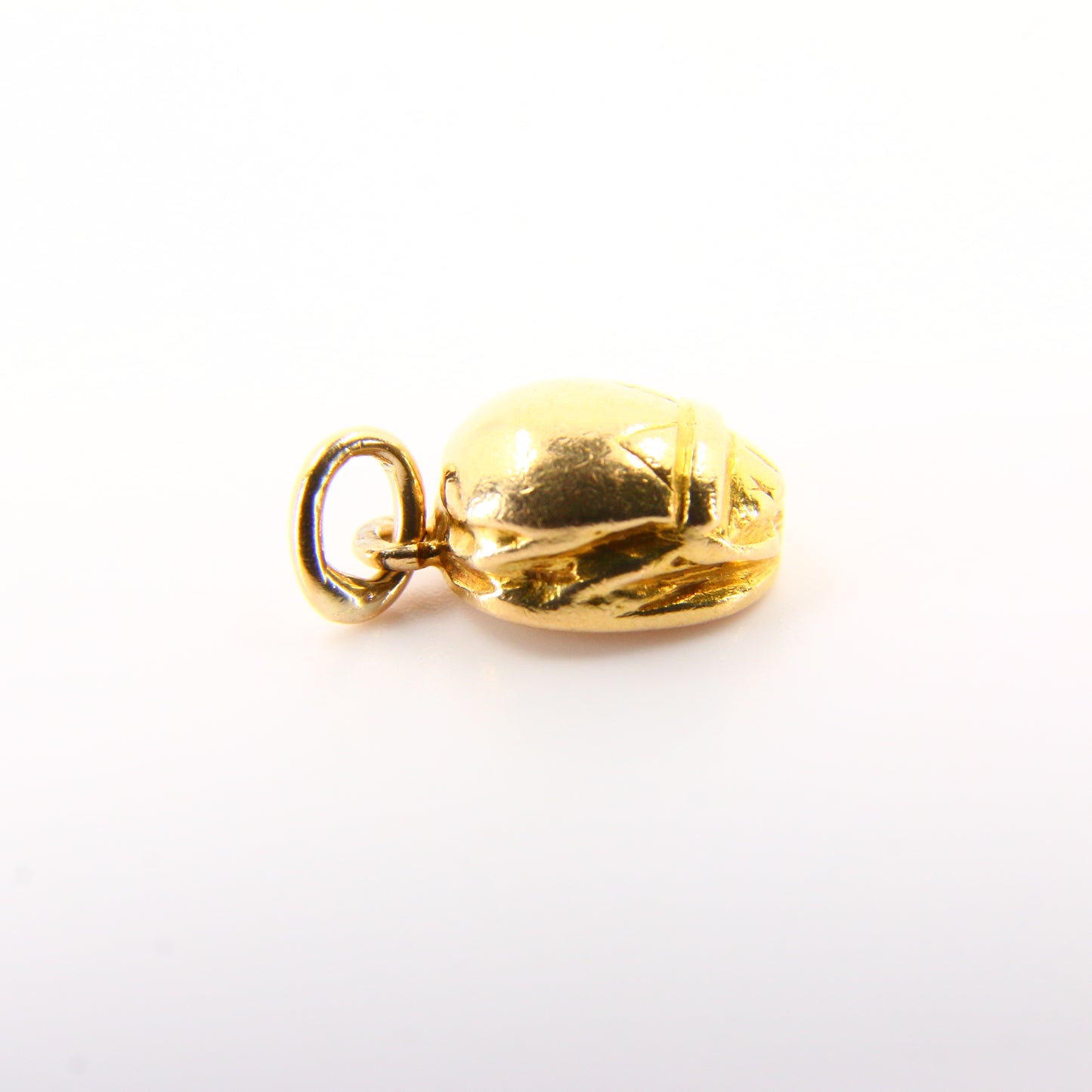 Vintage 18K Scarab Beetle Charm 18 Carat Yellow Gold Pendant Egyptian Hallmarked Gift