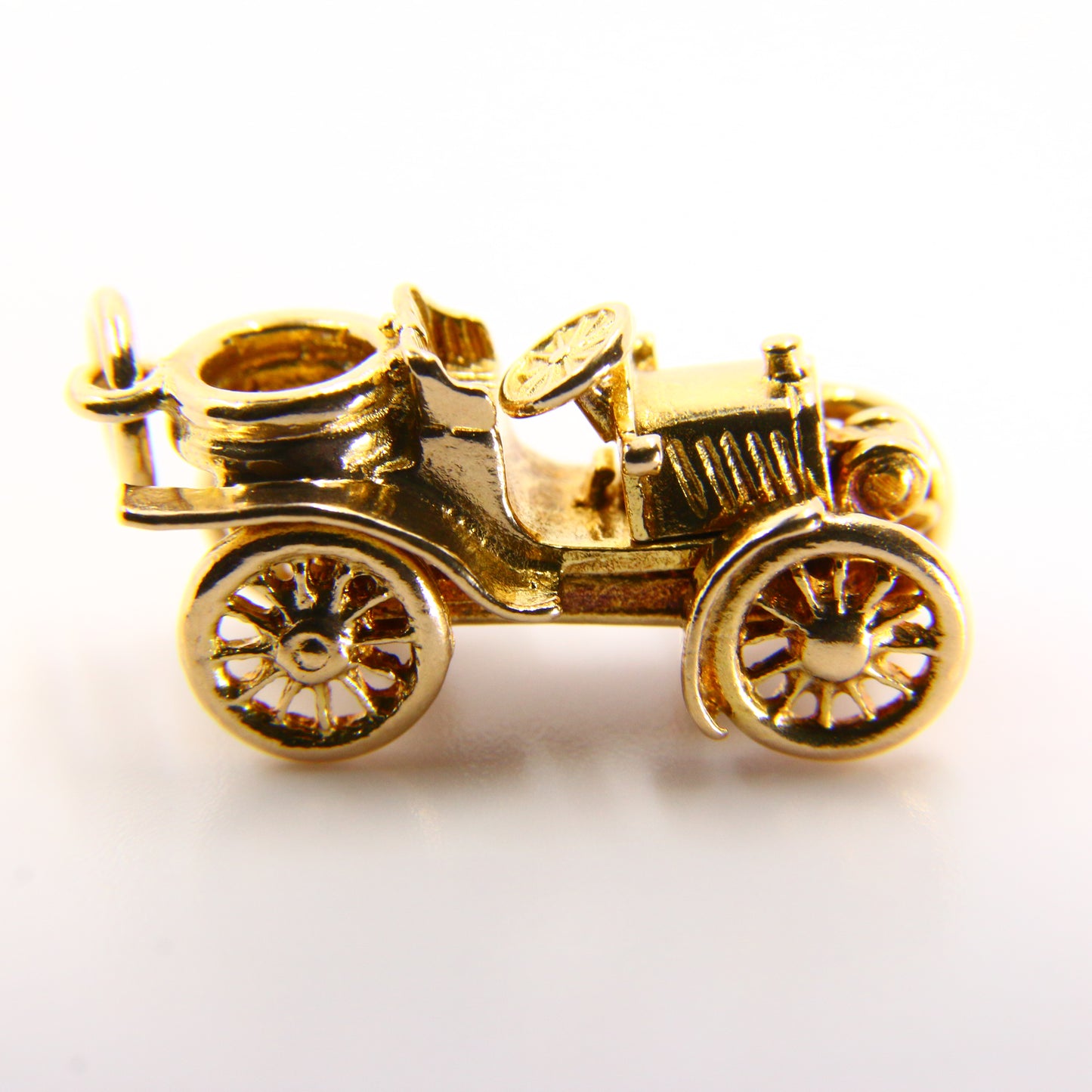 Vintage 9ct Automobile Opening Charm Detailed Yellow Gold Hallmarked Car Pendant