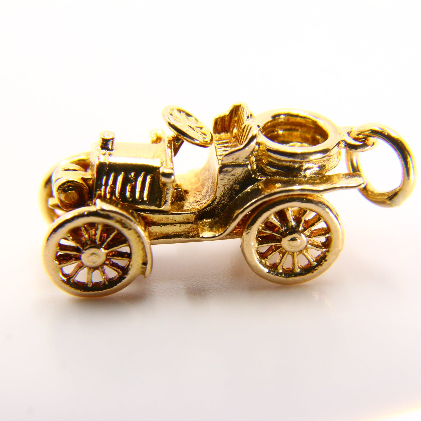 Vintage 9ct Automobile Opening Charm Detailed Yellow Gold Hallmarked Car Pendant