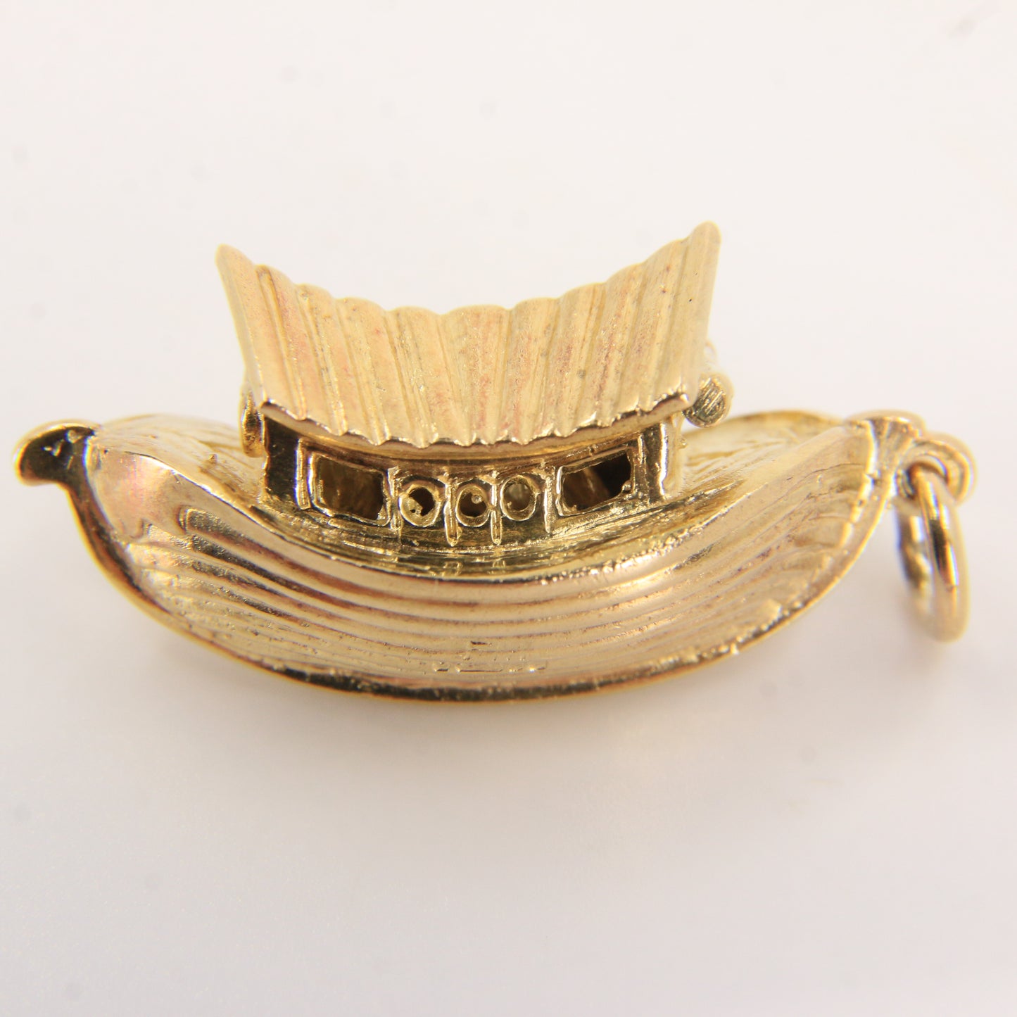 Vintage 9ct Hallmarked Noahs Ark Opening Boat Pendant Charm