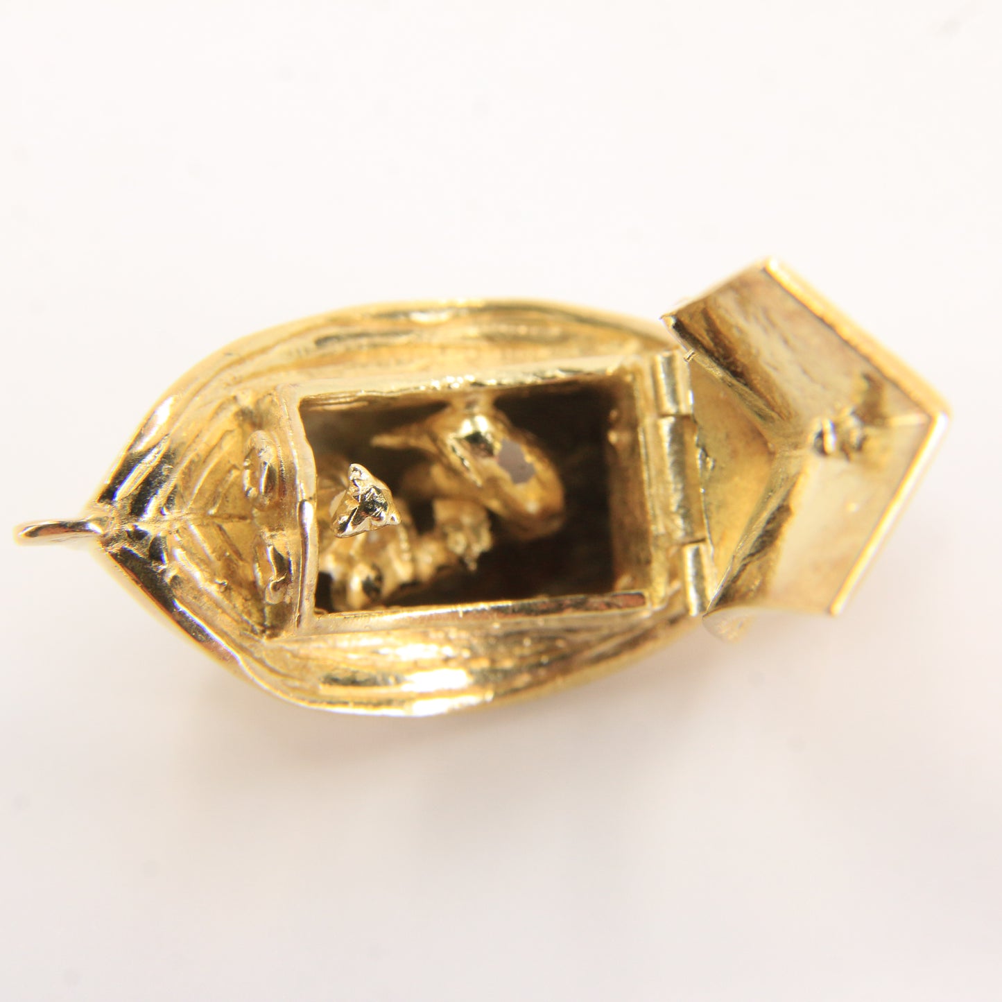 Vintage 9ct Hallmarked Noahs Ark Opening Boat Pendant Charm