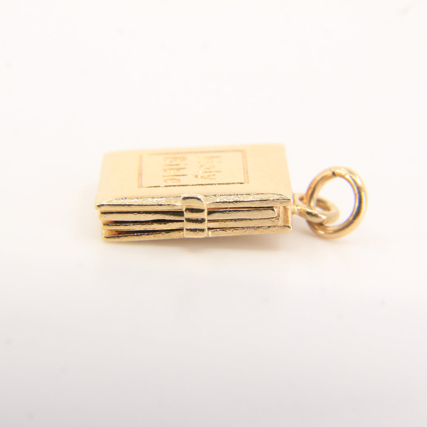 Vintage 9ct Solid Gold Opening Bible Charm Pendant with Pages