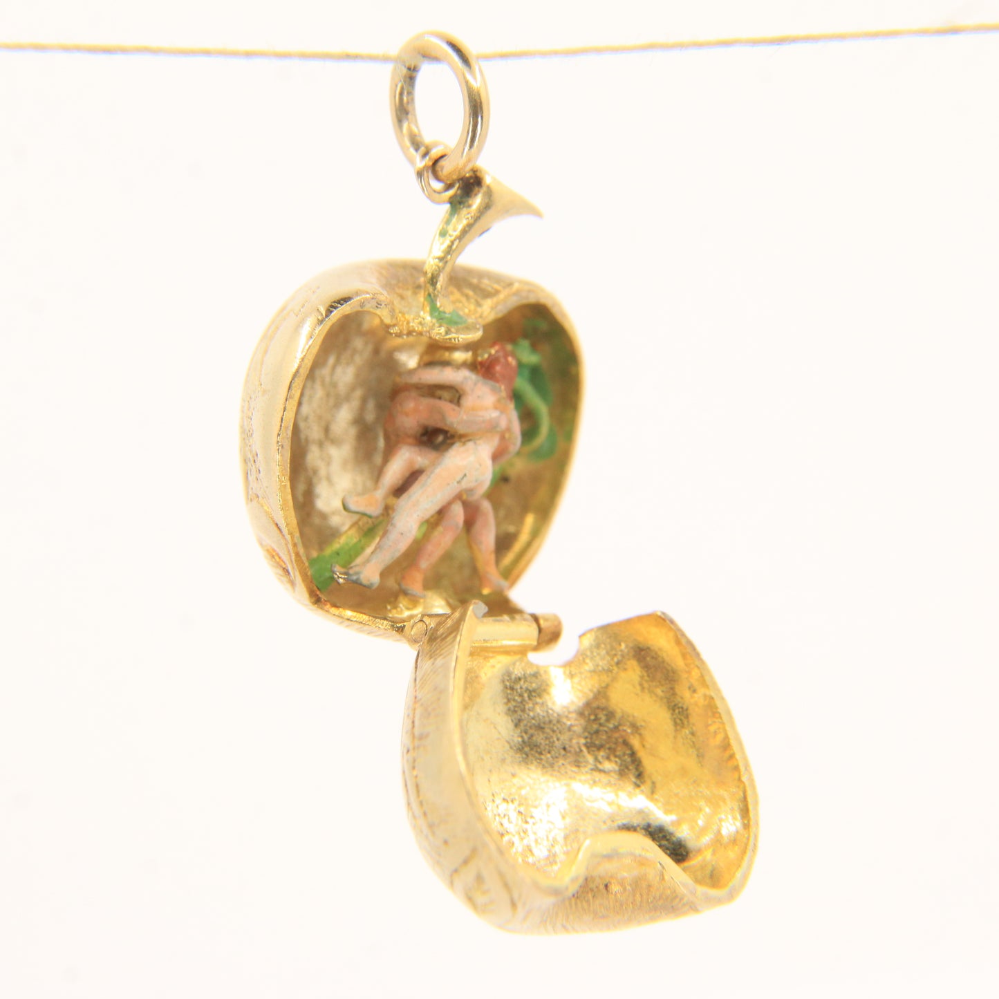 Vintage 9ct Gold Hallmarked Adam and Eve Opening Apple Pendant Charm