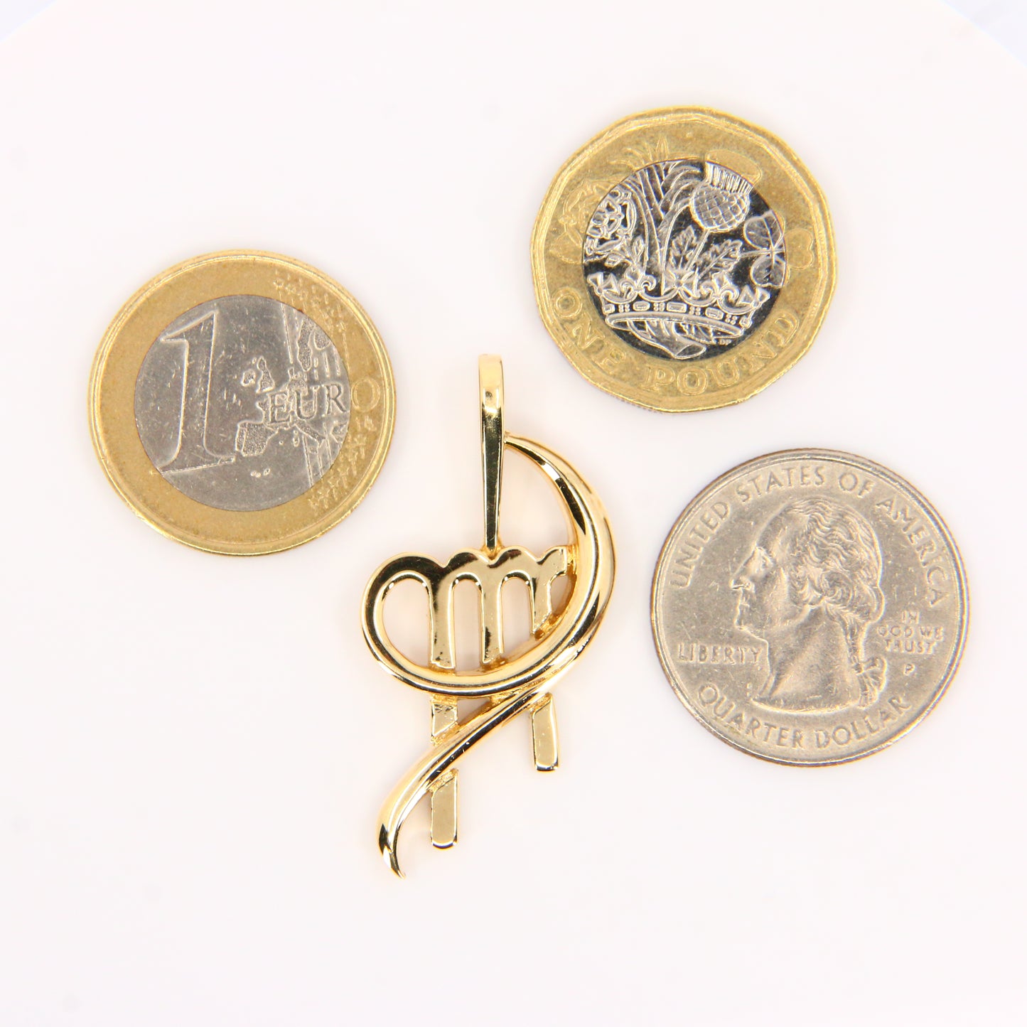 Modern 9ct Virgo Moon Sign Pendant Charm 9 Carat Yellow Gold Zodiac Jewellery Gift