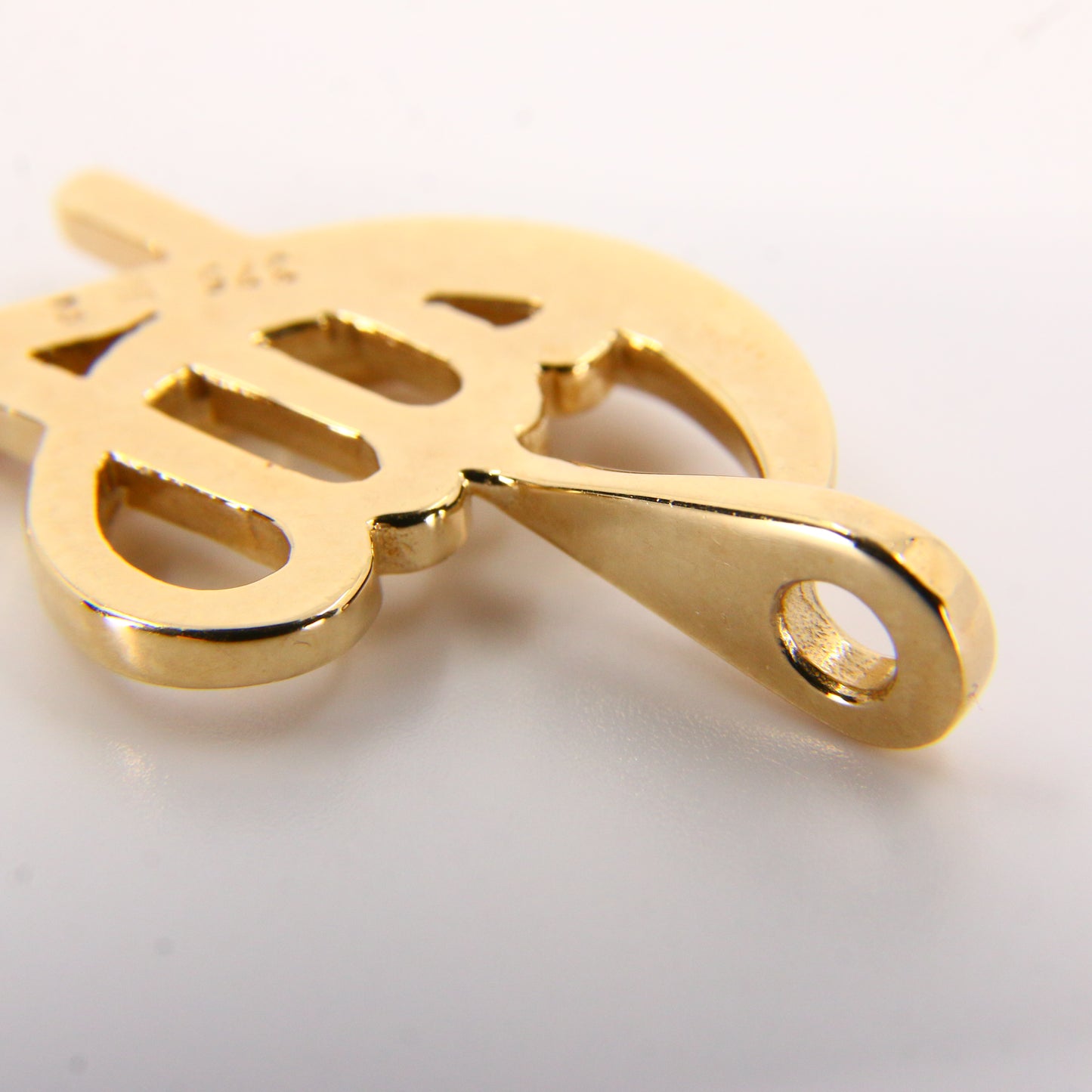 Modern 9ct Virgo Moon Sign Pendant Charm 9 Carat Yellow Gold Zodiac Jewellery Gift