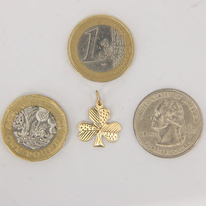 Vintage 9ct Hallmarked Yellow Gold Shamrock Clover Three-Leaf Luck Charm Pendant