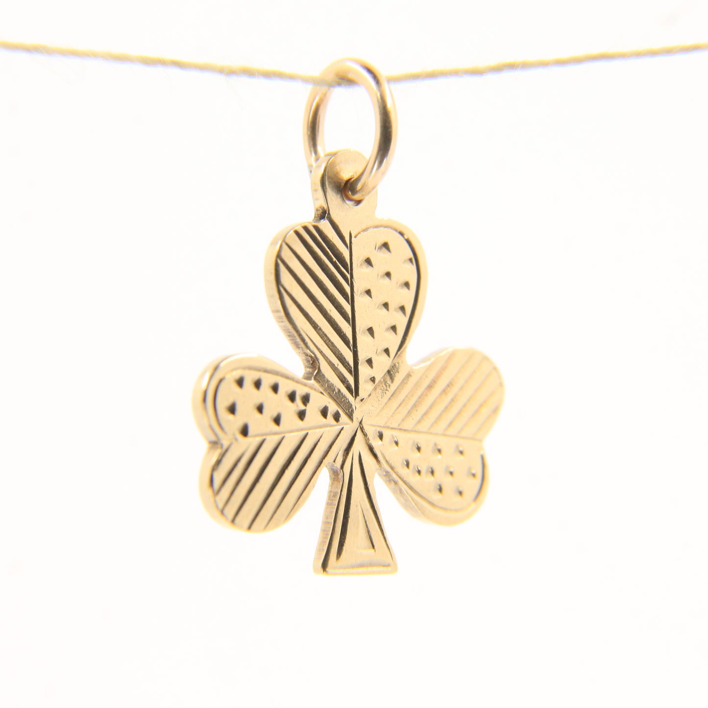 Vintage 9ct Hallmarked Yellow Gold Shamrock Clover Three-Leaf Luck Charm Pendant