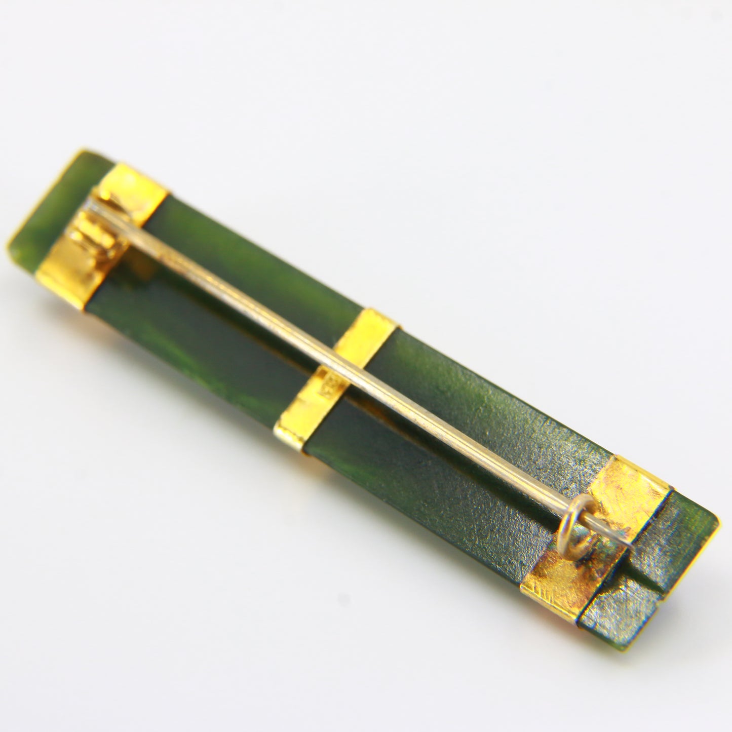 Vintage 9ct Jade Bar Brooch New Zealand Pounamu Yellow Gold NZ Gold Leaf Brooch