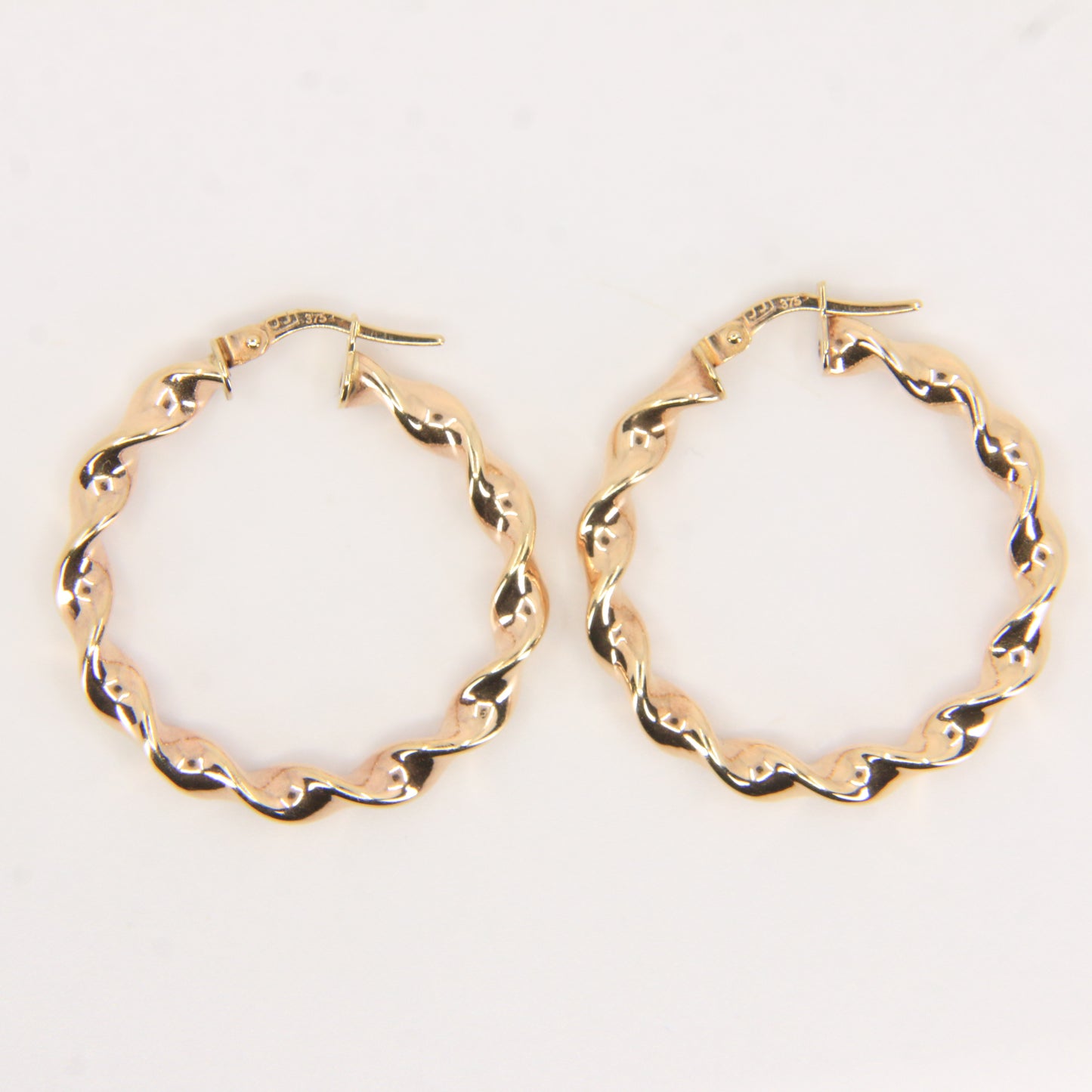 Vintage 9ct Gold Hallmarked Twist Hoop Creole Earrings Boxed