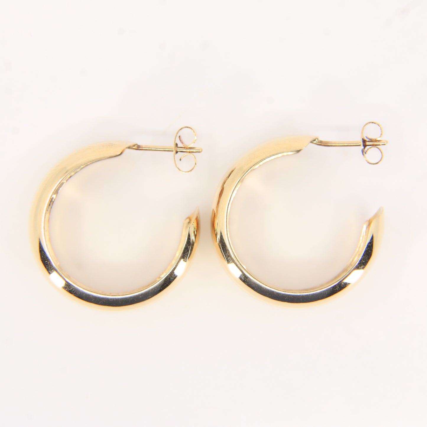 Vintage 9ct Gold Hallmarked Polished Round Hoop Earrings Yellow Gold Boxed