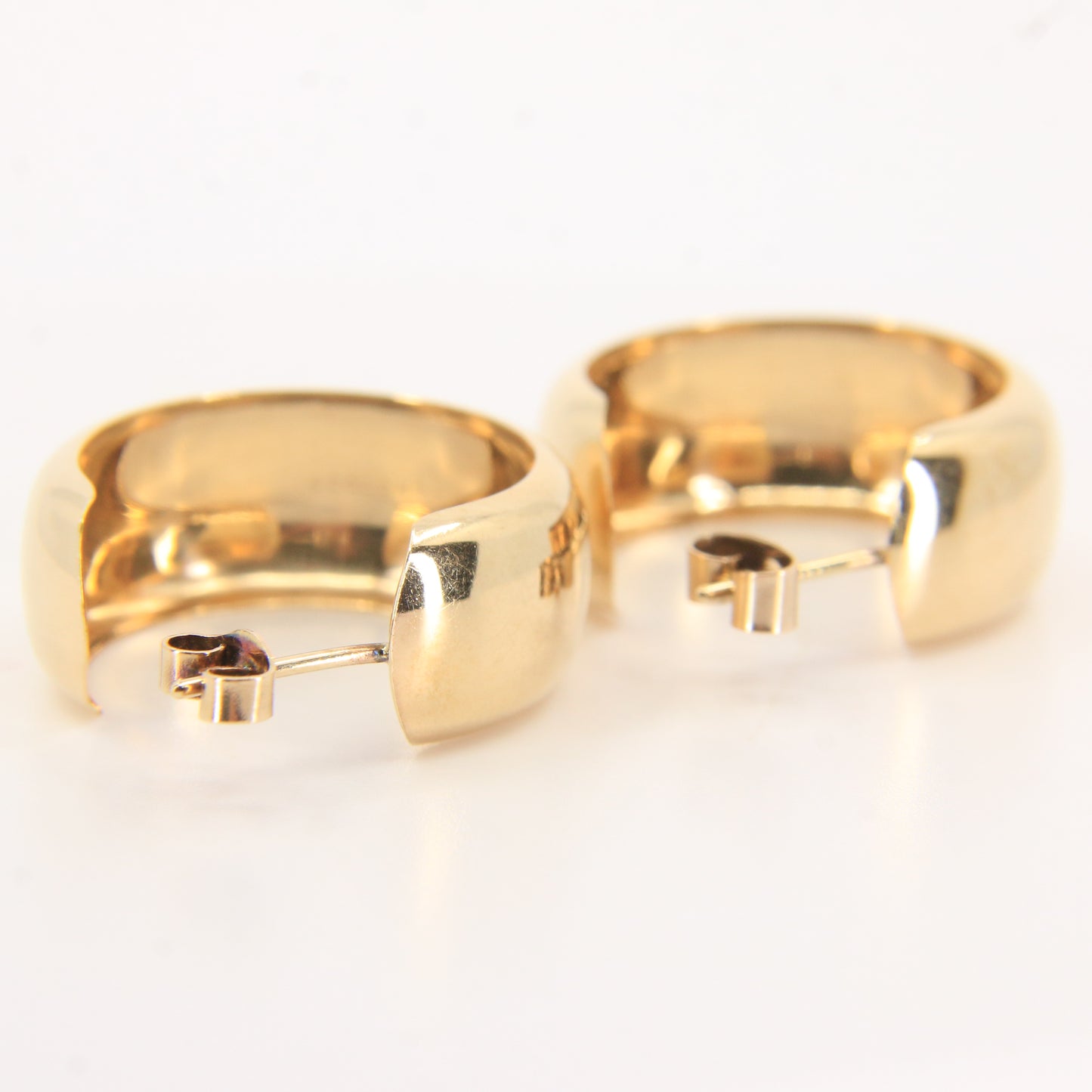 Vintage 9ct Gold Hallmarked Polished Round Hoop Earrings Yellow Gold Boxed