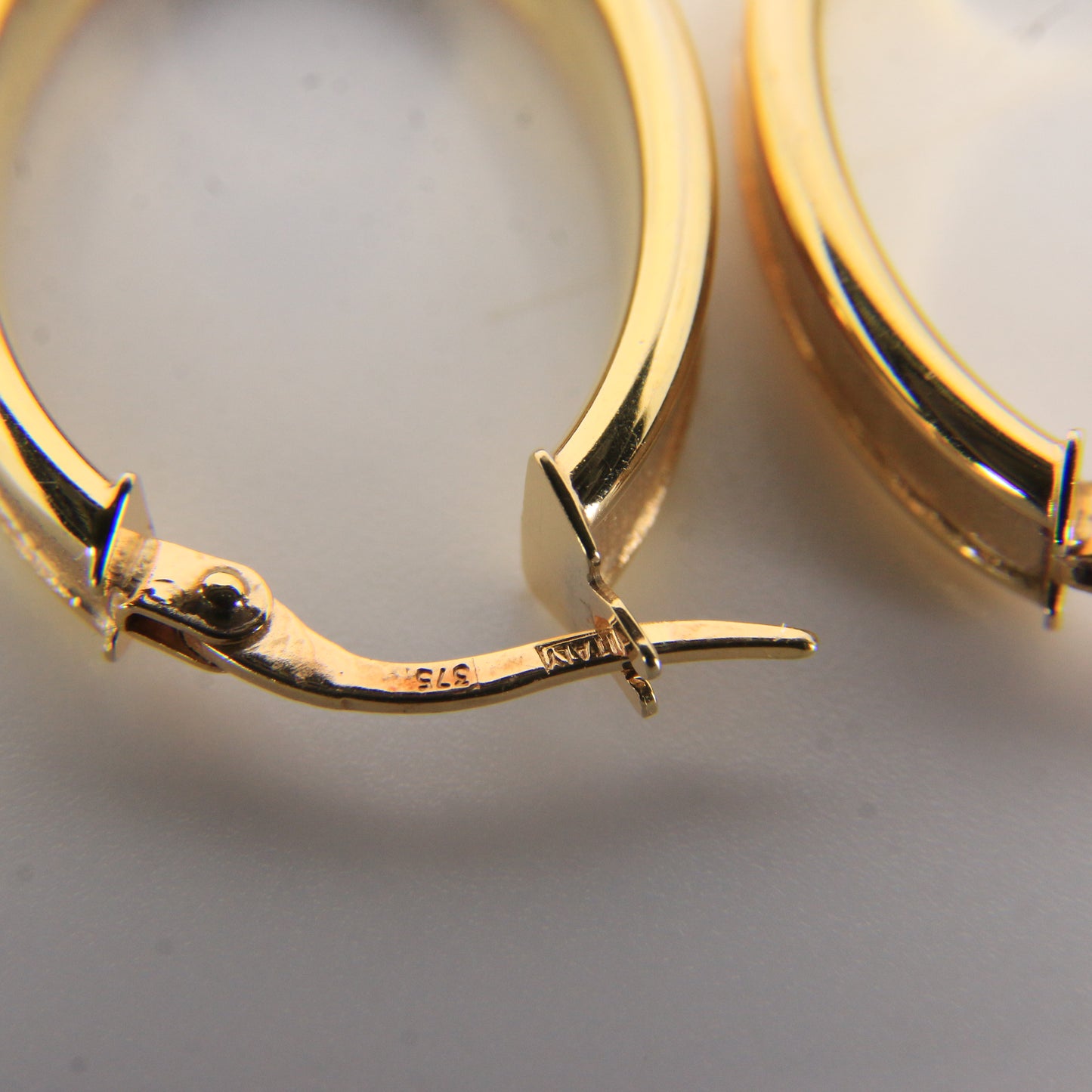 Vintage 9ct Gold Textured & Polished Hoop Earrings Yellow Gold Boxed