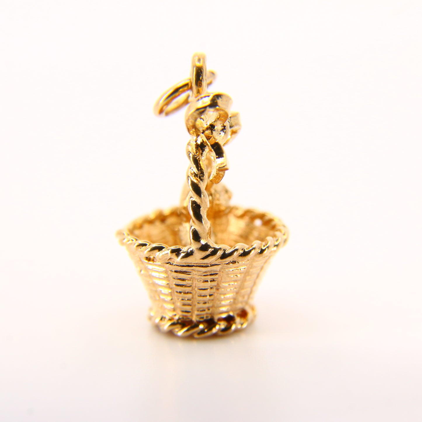 Vintage 9ct Kitten in Basket Charm Hallmarked Solid Yellow Gold Cat Pendant Gift