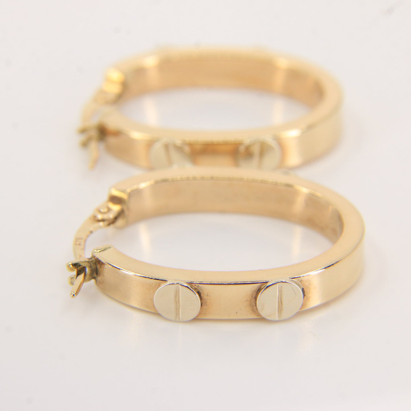 Vintage 9ct Hallmarked Yellow Gold Hoop Earrings Screw Style Design