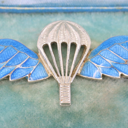 Vintage 9ct White Gold Enamel Parachute Regiment Sweetheart Brooch 1951 Boxed