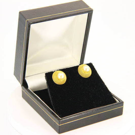 Vintage 18 Carat Pearl Gold Earrings Textured Round Earrings Hallmarked Boxed