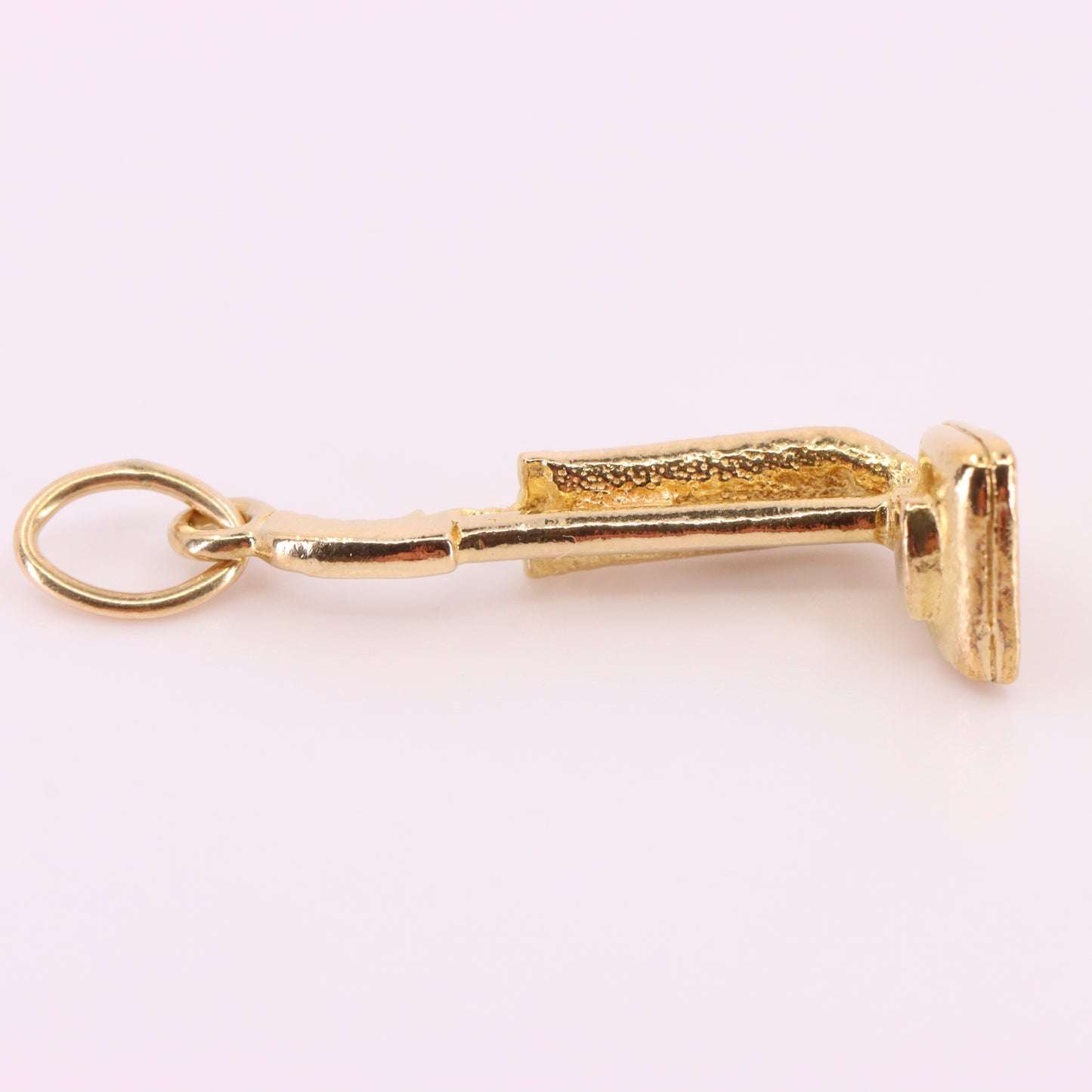 Vintage 9ct Hallmarked Yellow Gold Vacuum Cleaner Charm House Cleaning Pendant