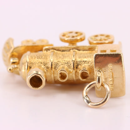 Vintage 9ct Hallmarked Yellow Gold Steam Train Charm Retro Travel Pendant Gift