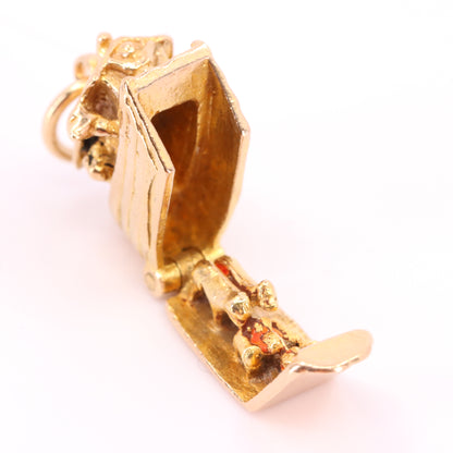 Vintage 9ct Yellow Gold Noahs Ark Opening Boat Charm Animal Religious Pendant