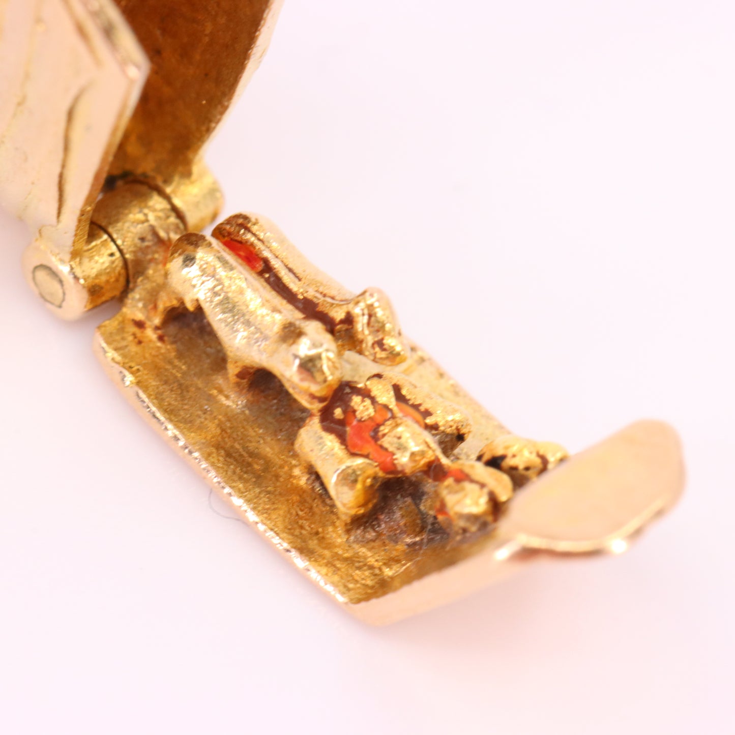 Vintage 9ct Yellow Gold Noahs Ark Opening Boat Charm Animal Religious Pendant