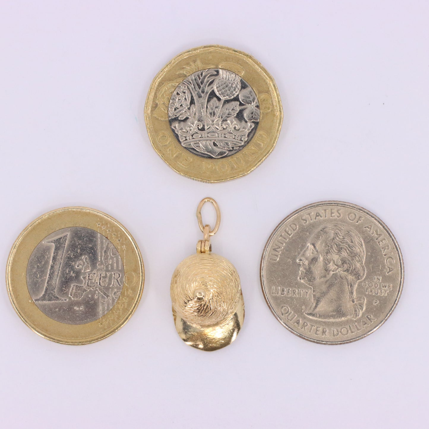 Vintage 9ct Hallmarked Gold Jockey Hat Opening Horse Pendant Equestrian Charm
