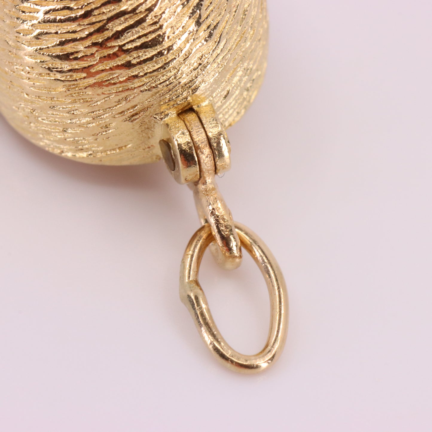 Vintage 9ct Hallmarked Gold Jockey Hat Opening Horse Pendant Equestrian Charm