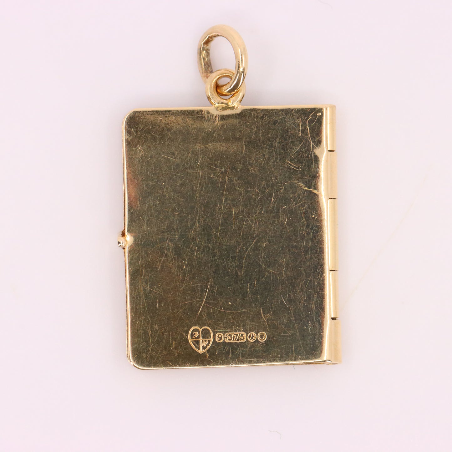 Vintage 9ct Hallmarked Gold 2 Photo Sunburst Locket Pendant Yellow Gold Charm