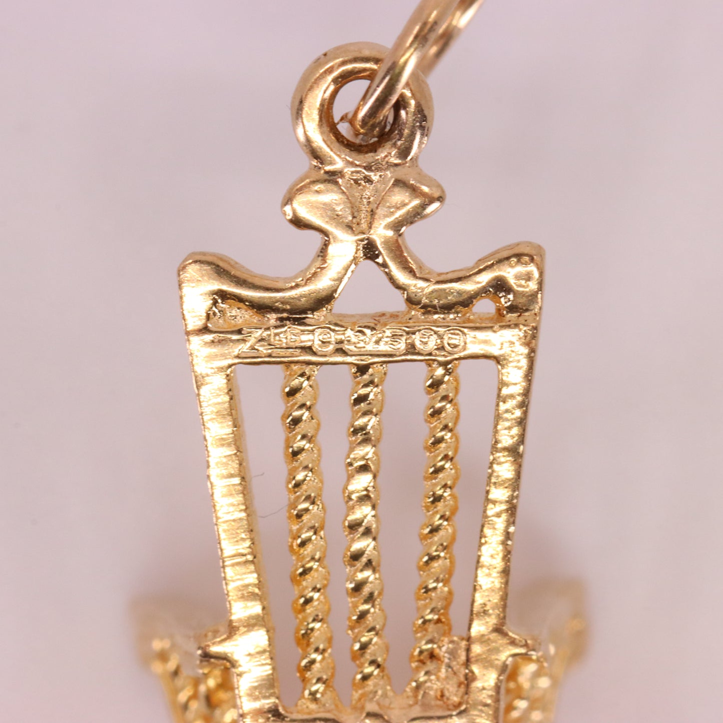 Vintage 9ct Hallmarked Gold Rocking Chair Charm Pendant Yellow Gold