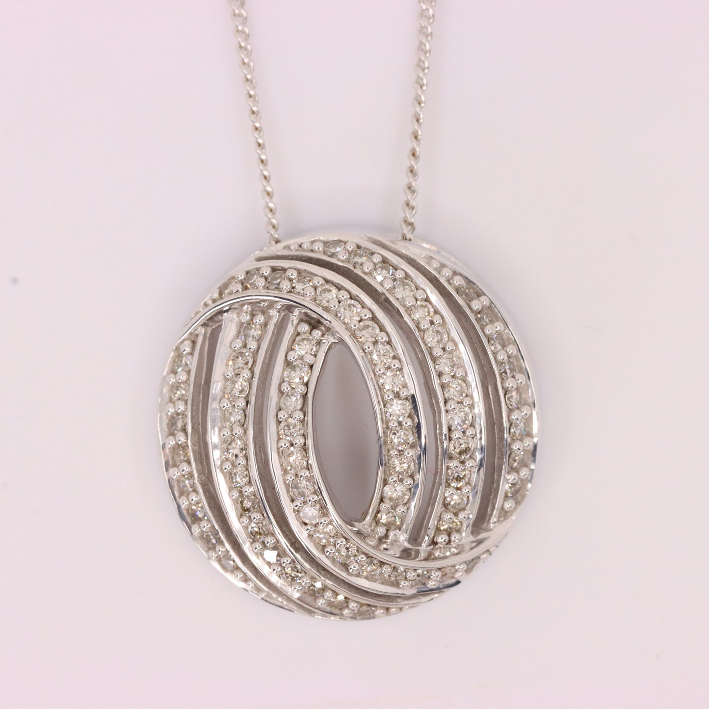 Vintage 18ct White Gold ILIANA 0.50ct Diamond 18 Inch Pendant Necklace Boxed