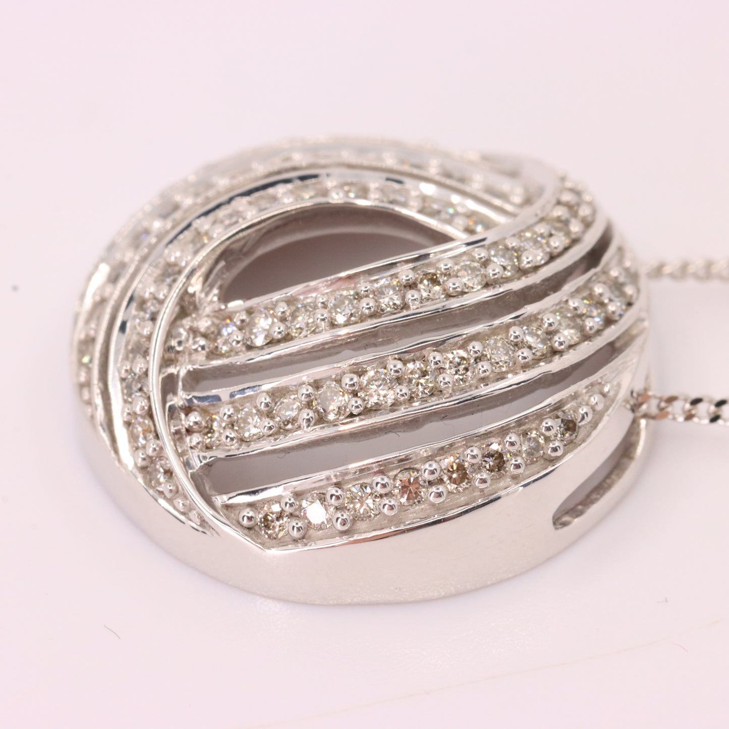 Vintage 18ct White Gold ILIANA 0.50ct Diamond 18 Inch Pendant Necklace Boxed
