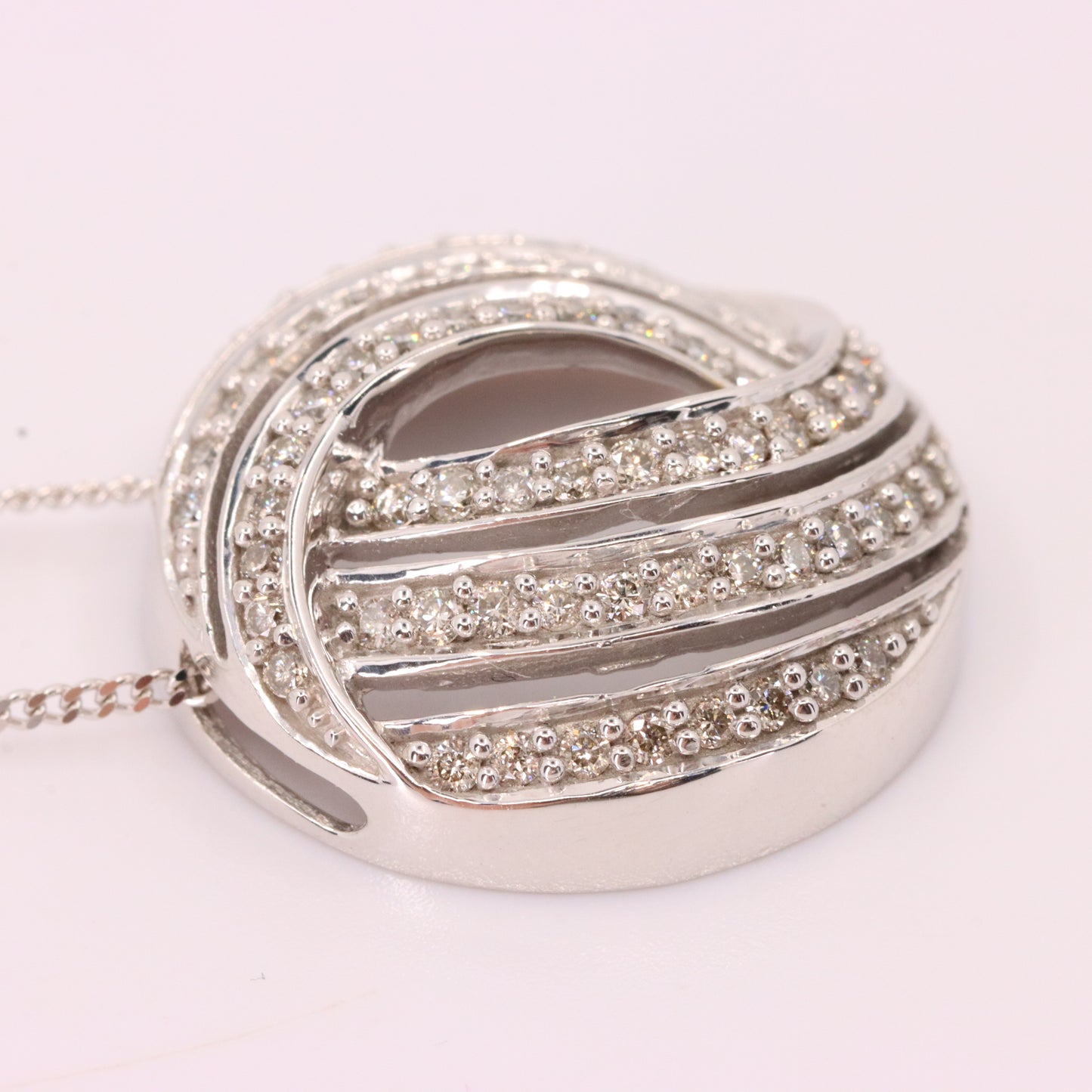 Vintage 18ct White Gold ILIANA 0.50ct Diamond 18 Inch Pendant Necklace Boxed