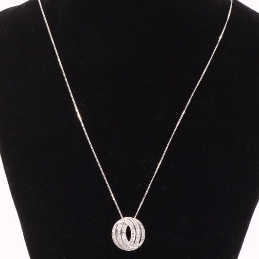 Vintage 18ct White Gold ILIANA 0.50ct Diamond 18 Inch Pendant Necklace Boxed