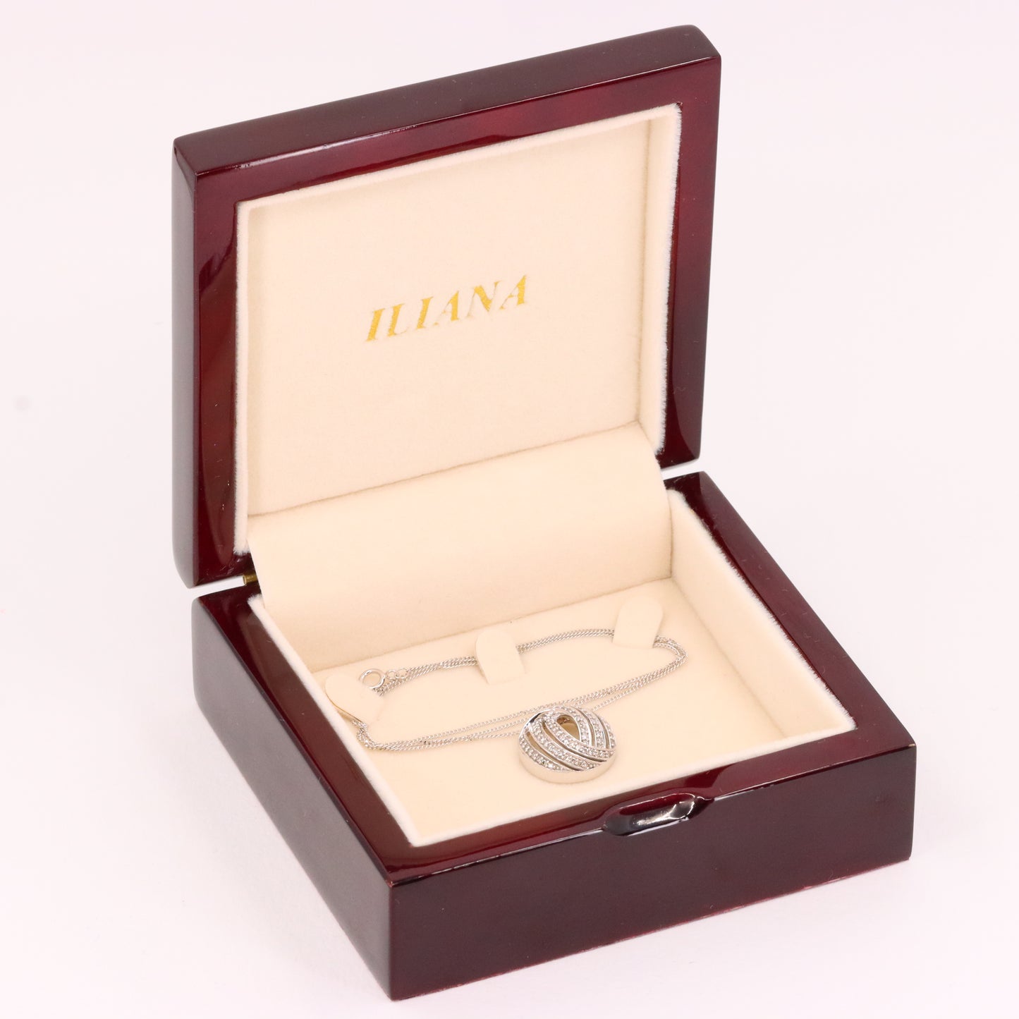 Vintage 18ct White Gold ILIANA 0.50ct Diamond 18 Inch Pendant Necklace Boxed