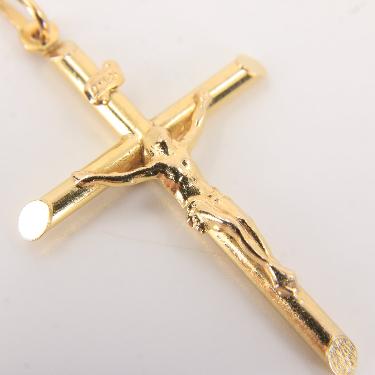 Vintage 9ct Hallmarked Gold Crucifix Pendant INRI Cross Religious Charm