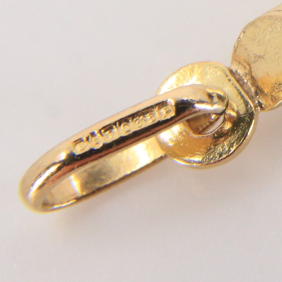 Vintage 9ct Hallmarked Gold Crucifix Pendant INRI Cross Religious Charm