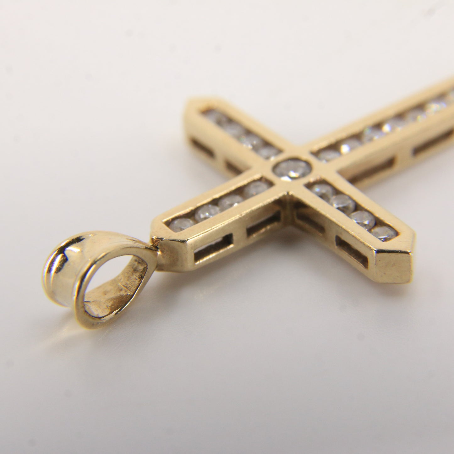 Vintage 9ct Hallmarked Gold Cross Pendant Cubic Zirconia CZ Charm Gift
