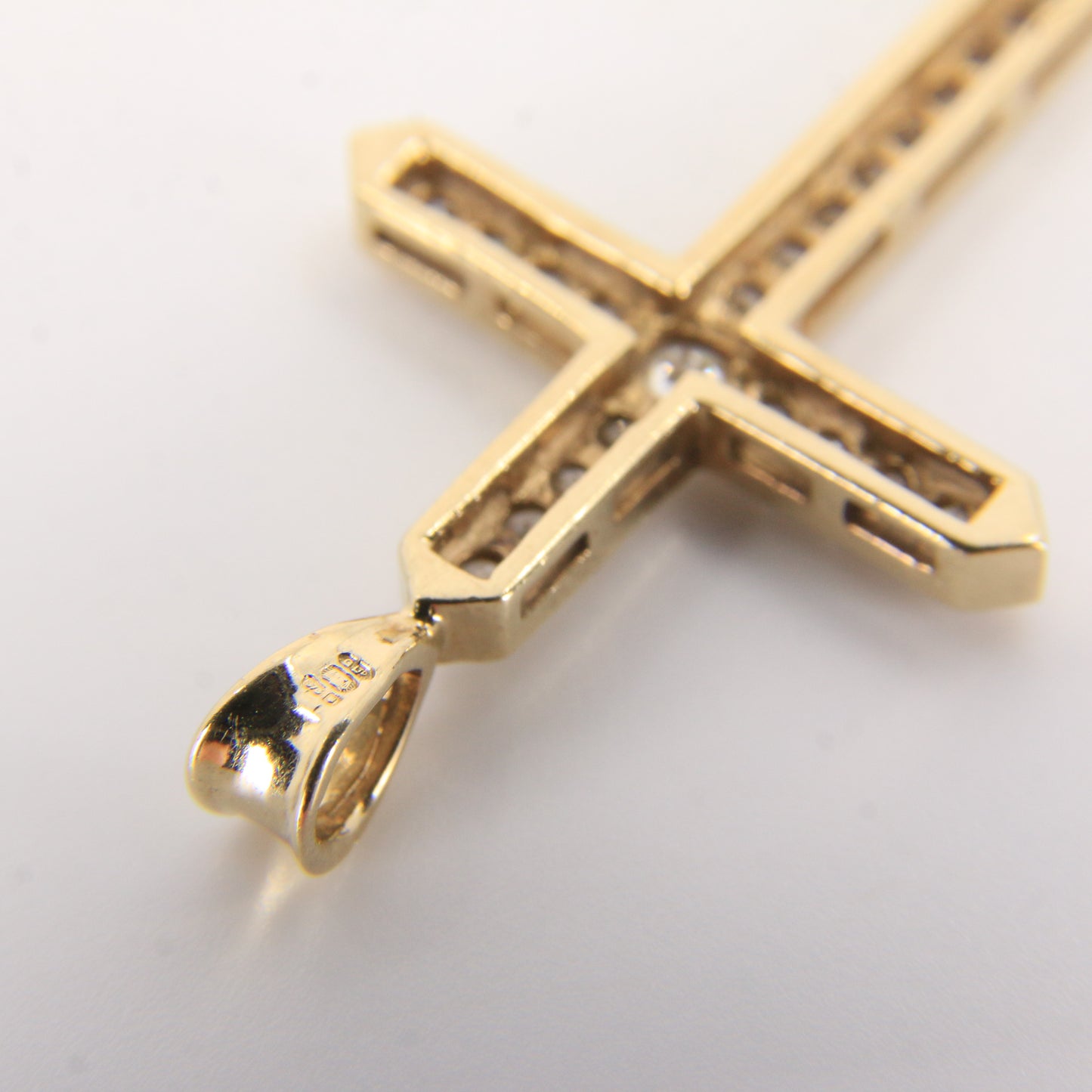 Vintage 9ct Hallmarked Gold Cross Pendant Cubic Zirconia CZ Charm Gift