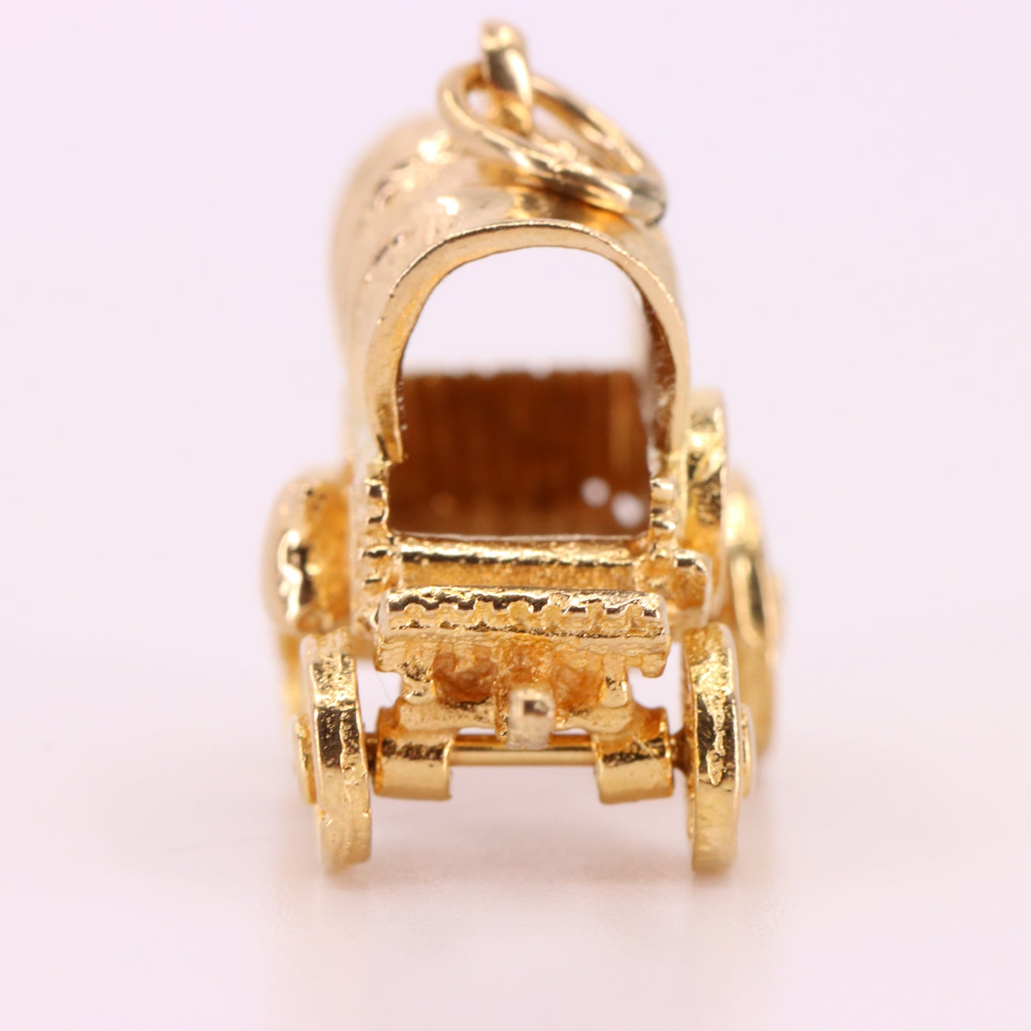 Vintage 9ct Hallmarked Yellow Gold Western Wagon Charm Cowboy Travel Pendant