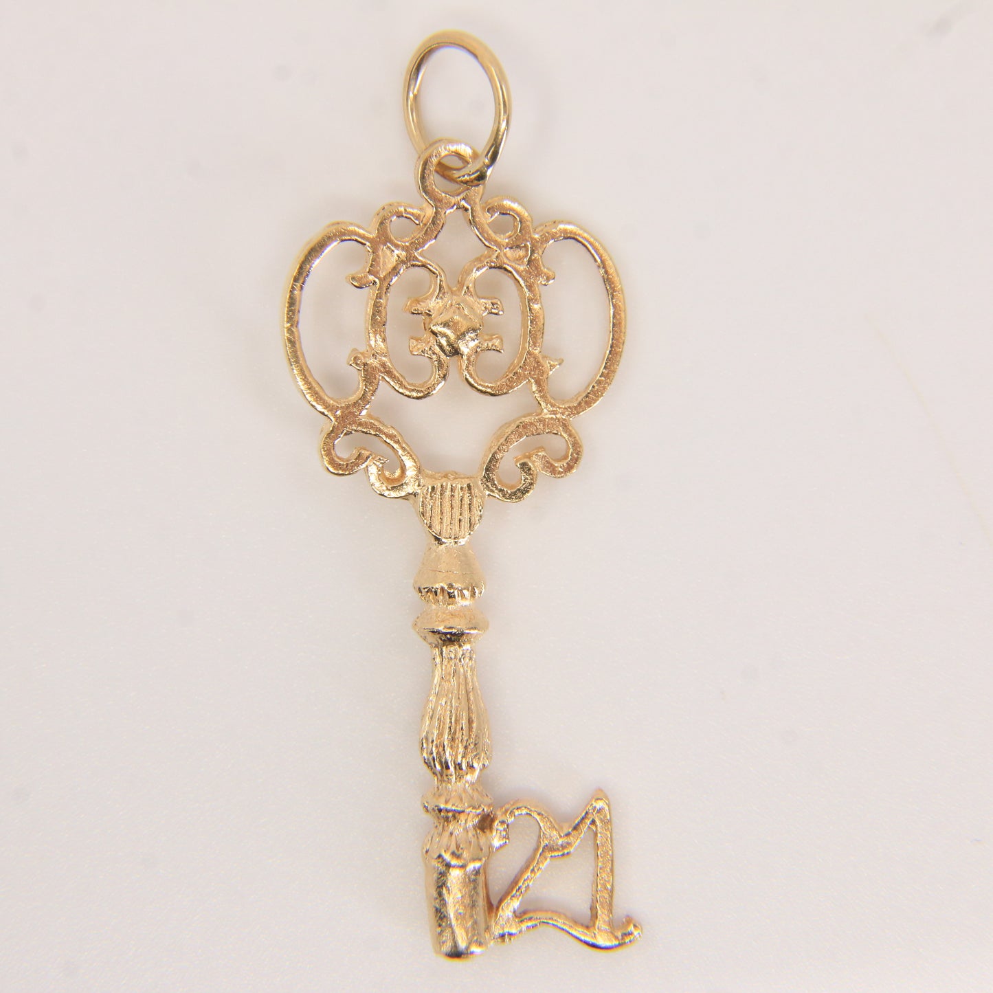 Vintage 9ct Hallmarked Gold Key Charm Pendant 21st Birthday Gift Twenty One