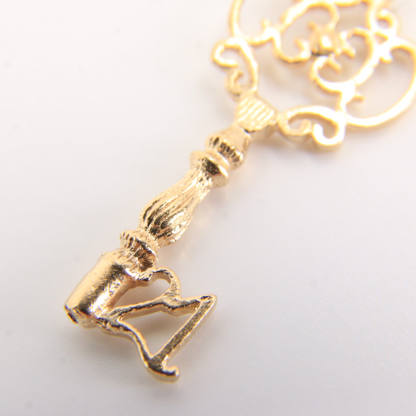 Vintage 9ct Hallmarked Gold Key Charm Pendant 21st Birthday Gift Twenty One
